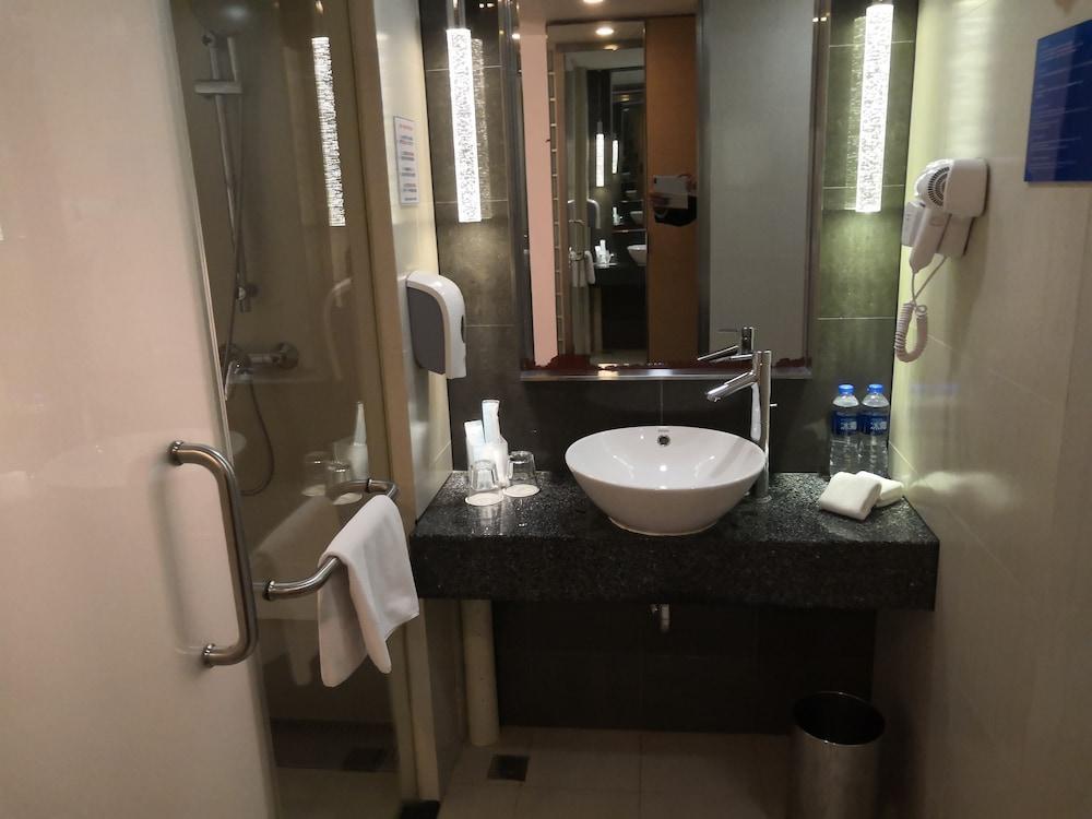 Holiday Inn Express Shanghai Jinsha By Ihg Exterior foto