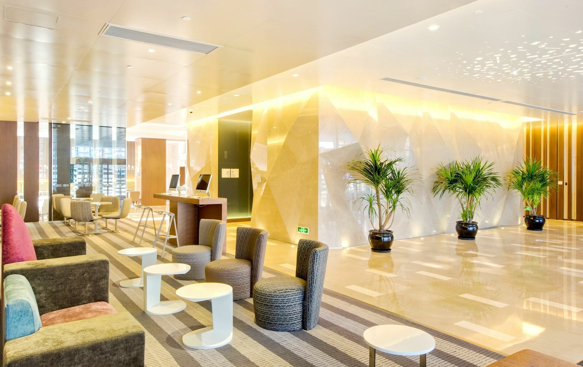 Holiday Inn Express Shanghai Jinsha By Ihg Exterior foto